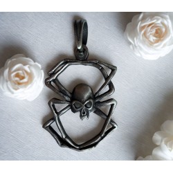 Pendentif spider skull