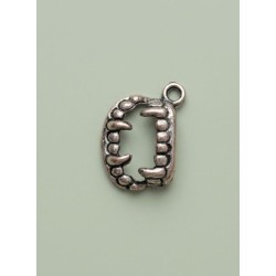 Breloque bouche de vampire